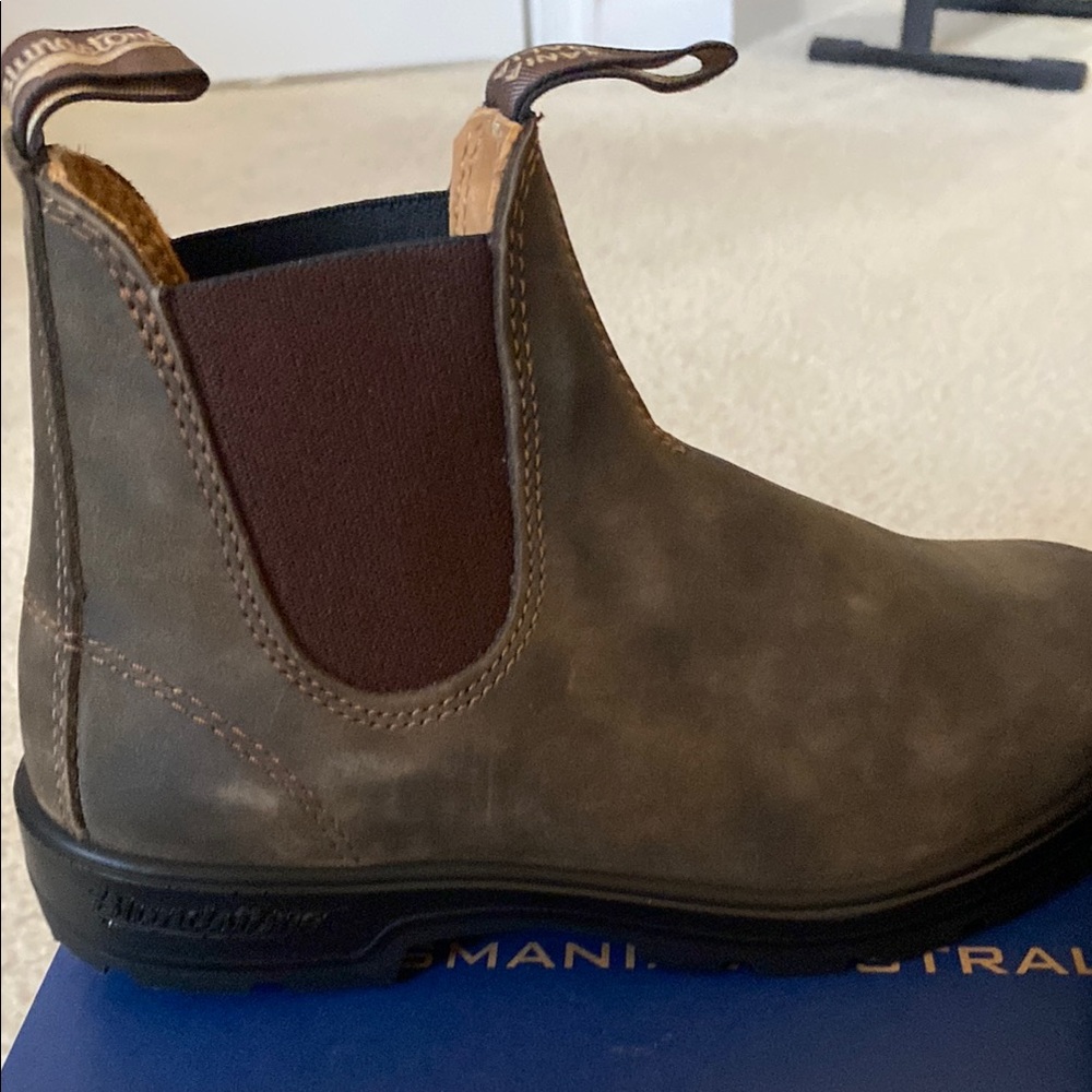 Blundstone 585 Brown Ankle Boots - Picture 2 of 5